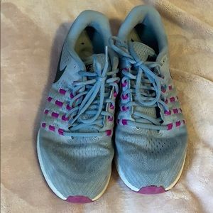 Women’s Nike’s size 11 purple/blue